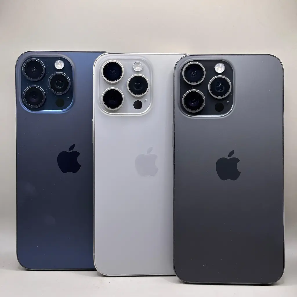 iPhone 15 Pro Max 512gb ESIM  (Negro)